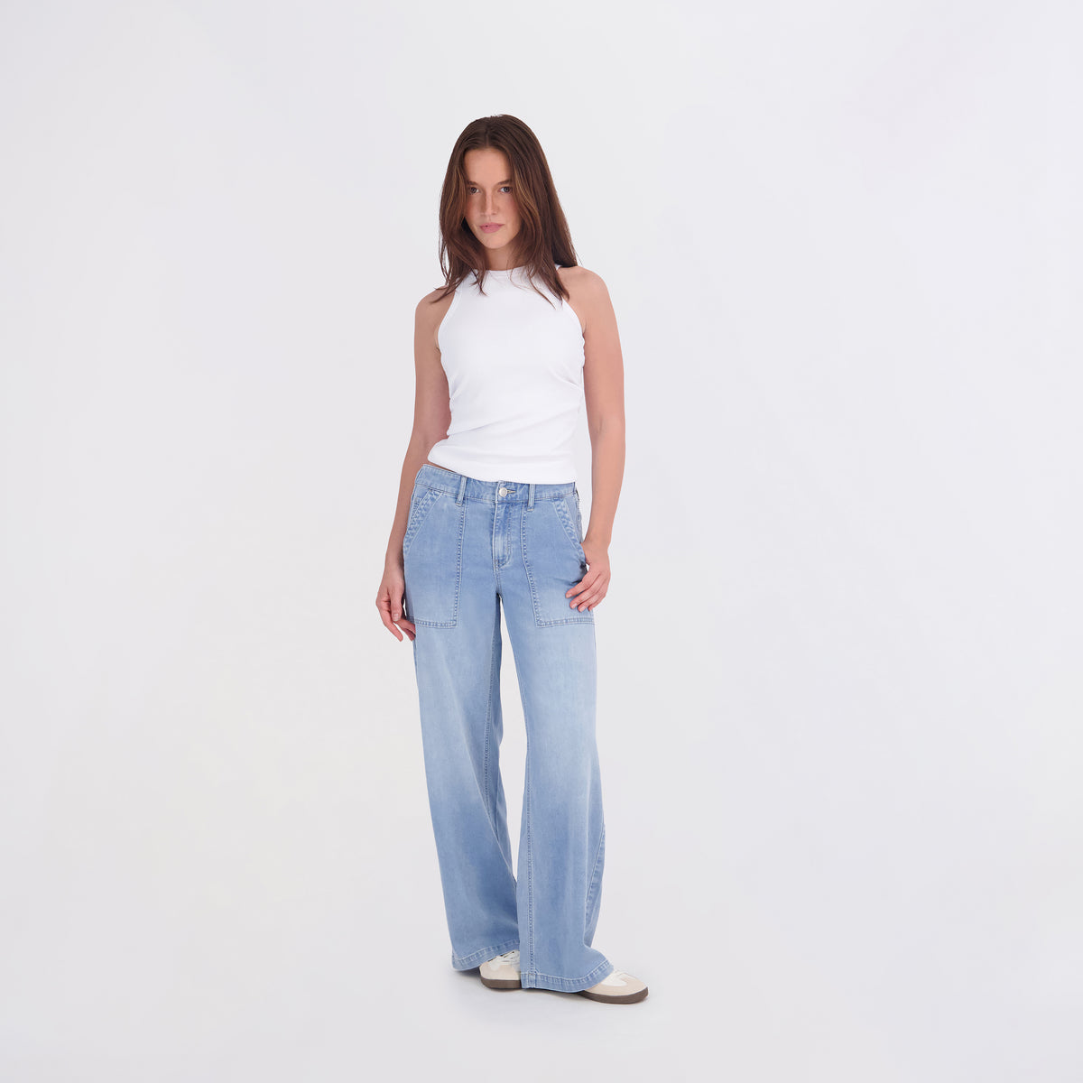 Project Indigo Women's Porkchop Pocket Back Elastic Trouser